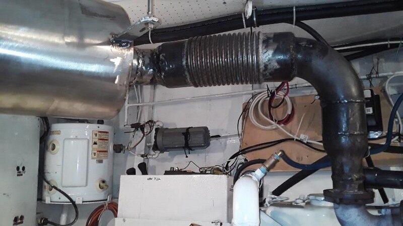 Marine exhaust flex joint welding repair